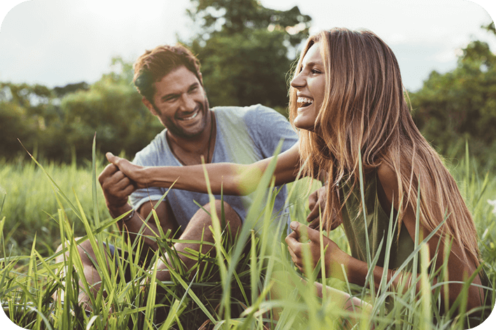 Singles connecting over coffee